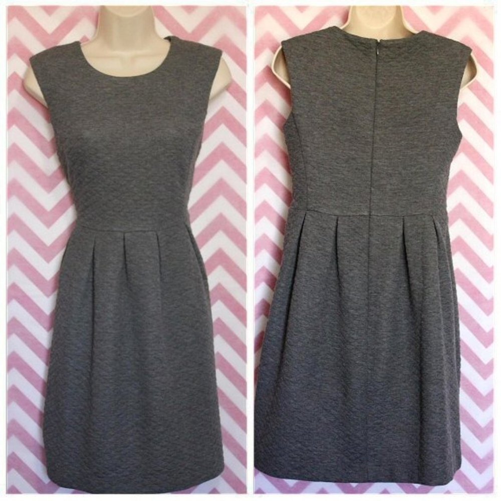 LOFT Gray Quilted Dress Size 2